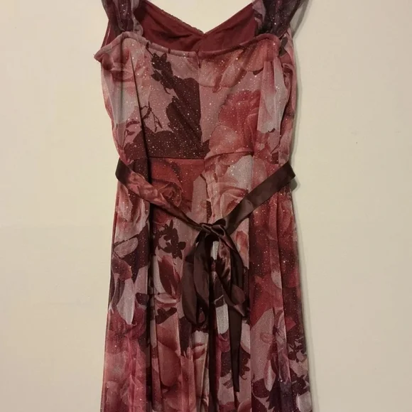 Floral Burgundy Maxi Dress - Women's Sleeveless Evening Gown - Picture 3 of 4
